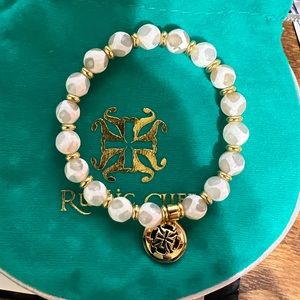 Rustic cuff new bracelet. Great gift and it’s a beautiful bracelet.